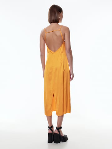 EDITED - Vestido 'Naima' em laranja