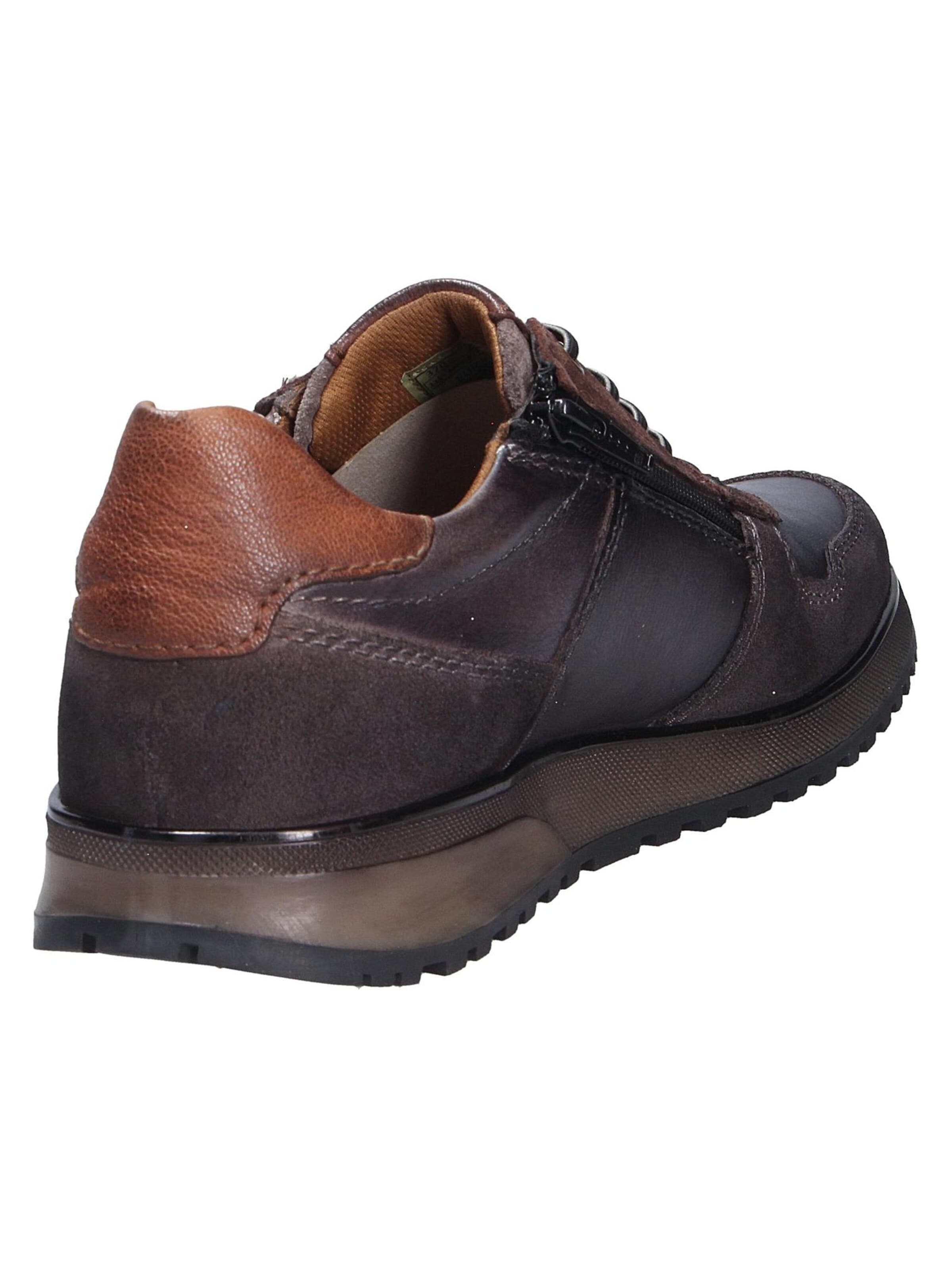 bugatti Sneakers laag in Bruin