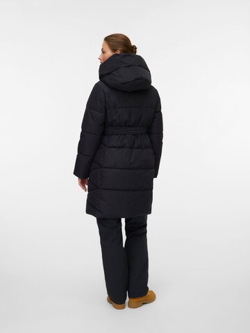 Cappotto invernale di Vero Moda Maternity in nero