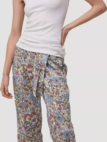 Top 'O'Neill LW Tease' di O'NEILL in bianco