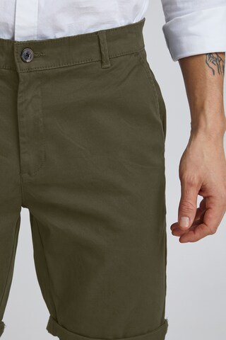 regular Pantaloni chino 'Rockcliffe' di !Solid in verde