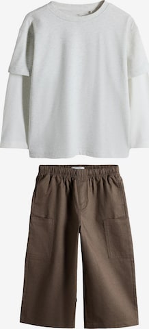 The Set Setti värissä ruskea: etupuoli