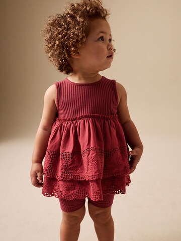 Next Set in Rood: voorkant