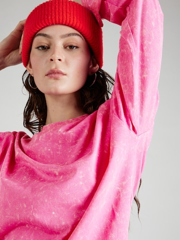 Monki - Camisa em rosa