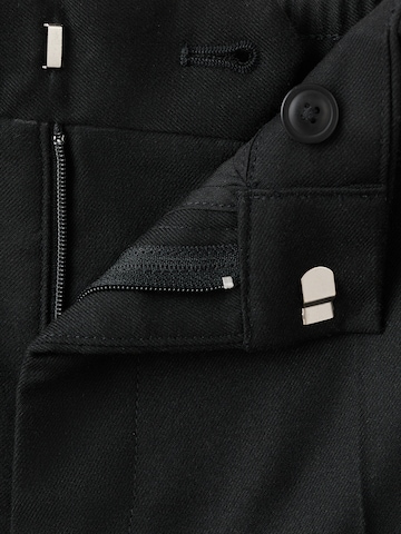 Regular Pantalon à plis 'DOVER' MANGO MAN en noir