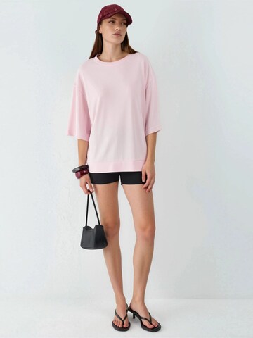Busem Oversized shirt in Pink