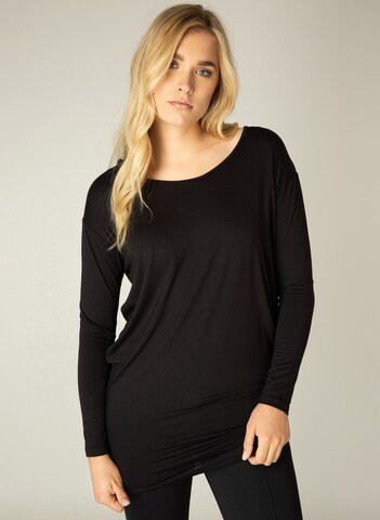 BASE LEVEL T-Shirt 'Yolanda' in Schwarz: Vorderseite