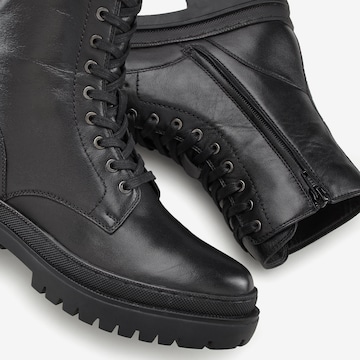 Elbsand Lace-Up Ankle Boots in Black