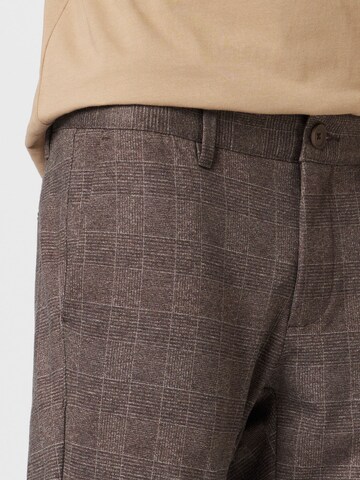 Only & Sons Slimfit Hose 'Mark' in Braun