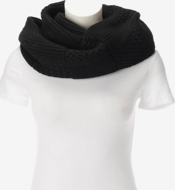 Louis Vuitton Scarf & Wrap in One size in Black: front