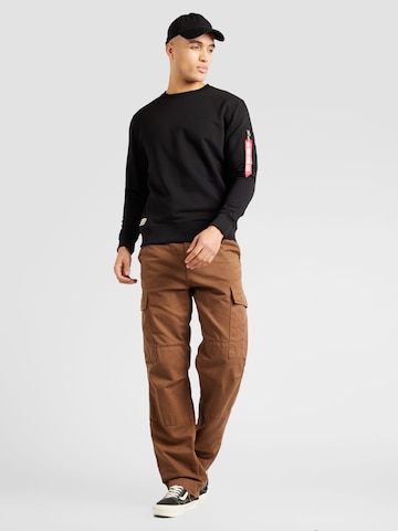 ALPHA INDUSTRIES Sweatshirt in Zwart