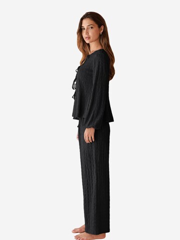 Cupshe Pajama in Black