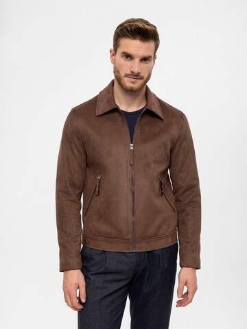 Antioch Between-season jacket in Brown