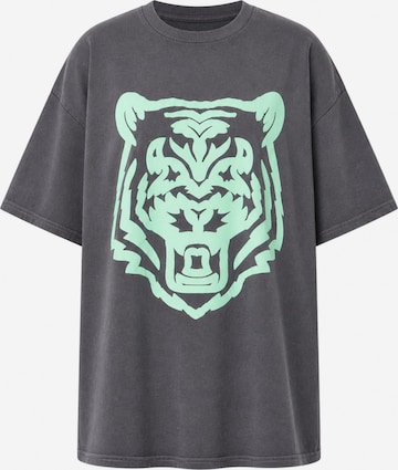 Worldclassca Oversizeshirt 'Oversize T-Shirt "Tiger"' in Grau: Vorderseite
