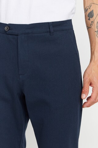 !Solid Regular Chinohose 'TOFilip' in Blau