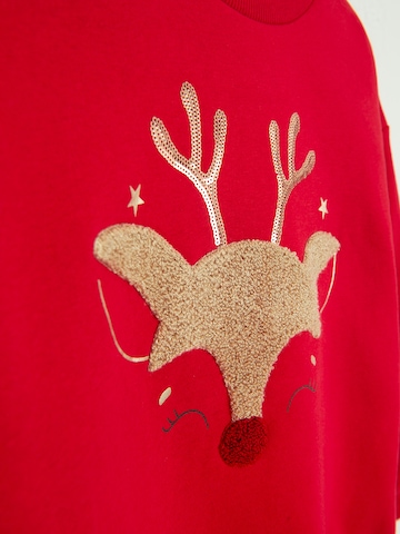 Cool Club Sweatshirt in Rot