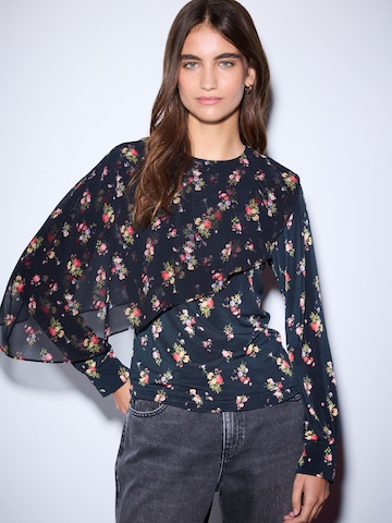 Next - Blusa en negro: frente