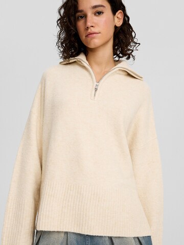 Bershka Pullover in Beige