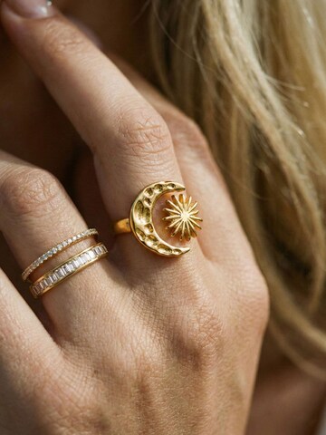 Nemomatheo Ring 'Luna Bloom – Mond & Blume Ring' in Gold: front