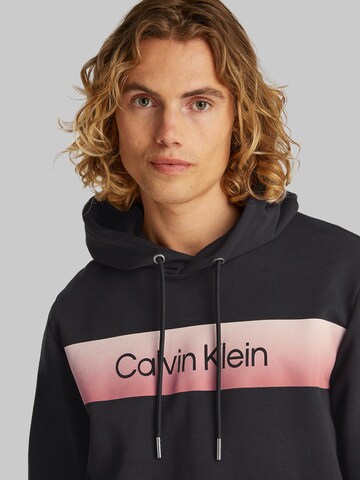 Calvin Klein Sweatshirt in Schwarz