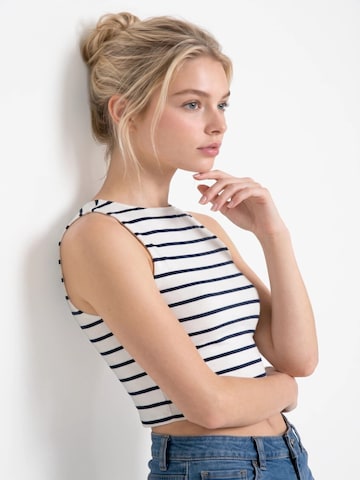 Alexa Dash Top – bílá