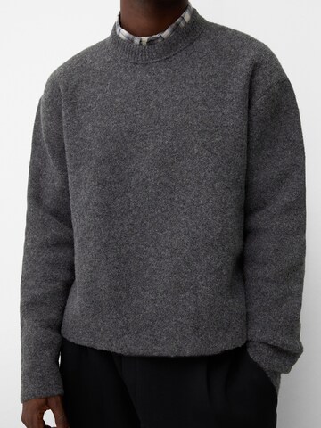 BershkaPulover - siva boja