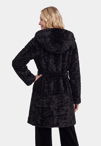 DreiMaster Klassik Between-seasons coat in Black