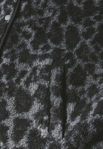 Street One Studio Weste in Grau