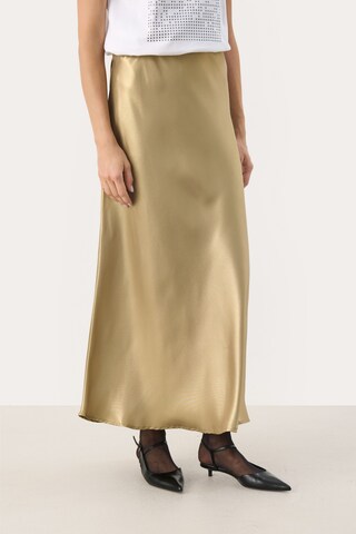 Part Two Rok in Goud