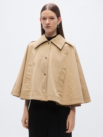 BOSS Cape 'C_Clari' in Braun: Vorderseite