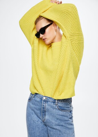 MANGO Sweter 'Cleo' w kolorze żółty