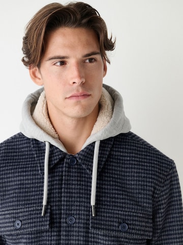 Next Φθινοπωρινό και ανοιξιάτικο μπουφάν 'Borg' σε μπλε