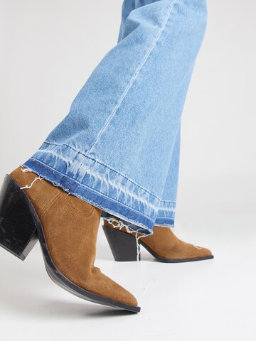 Envii Szeroka nogawka Jeansy w kolorze niebieski