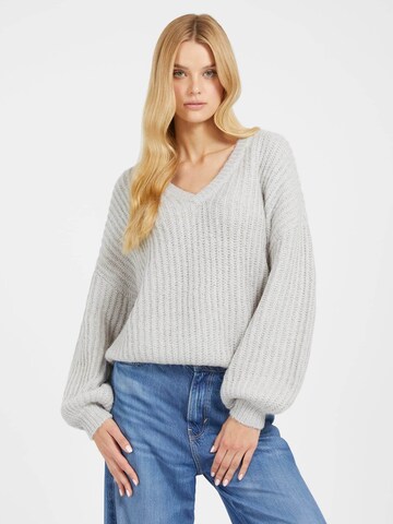 GUESS Sweater in Grey: front