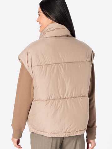 s.Oliver Vest i beige