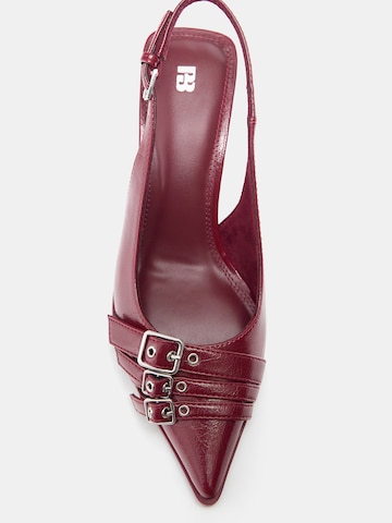 Pull&Bear Čevlji s peto in s paščki | rdeča barva