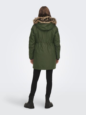 Only Maternity Winter parka in Green