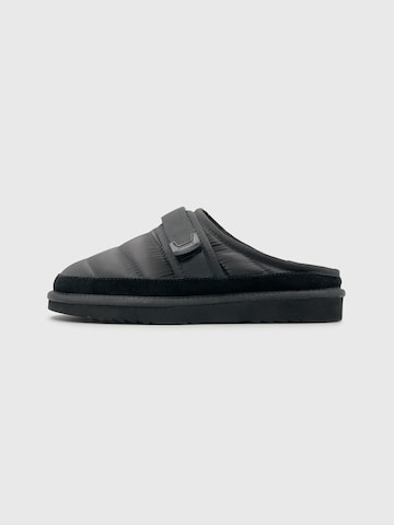 Dutch'D - Zapatos abiertos 'Ease (Size runs small, order one size up)' en negro: frente