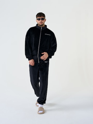 ABOUT YOU x Dardan Tapered Hose 'Dominic' in Schwarz