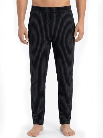 Pantalon de pyjama ÖTS en noir : devant