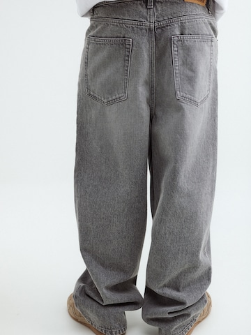 BALMOHK Baggy Jeans 'JOHNNY' in Grau