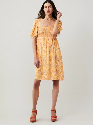 Odd Molly Mekko 'Judith' värissä keltainen