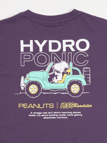 hydroponic - Camiseta 'Hydroponic x Peanuts Oversized Short-Sleeve Roadster T-Shirt' en lila