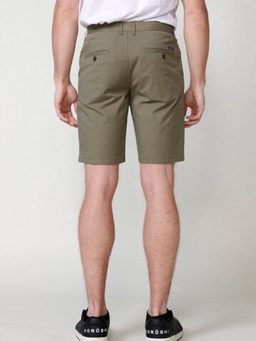 Regular Pantalon chino KOROSHI en vert
