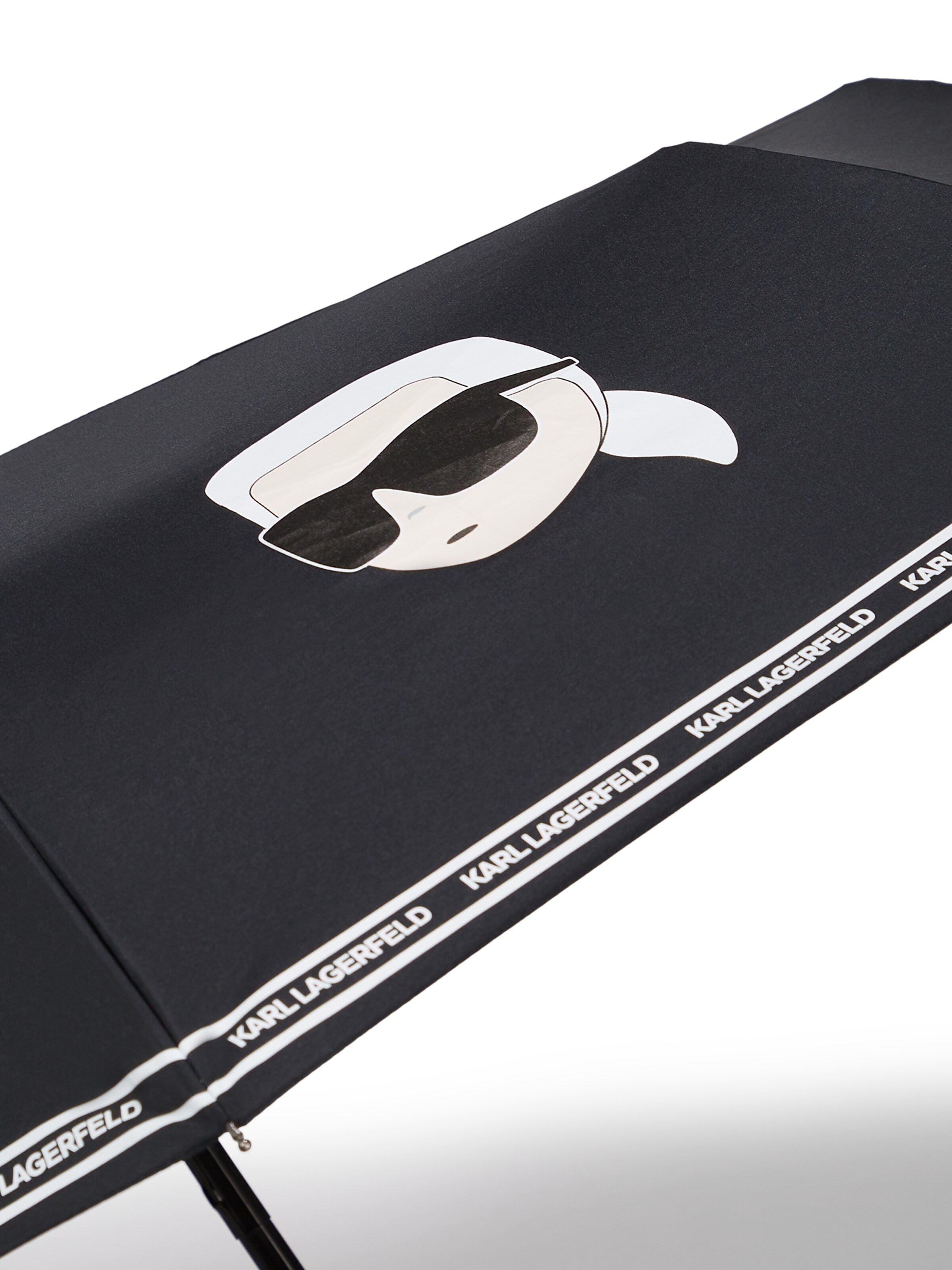 Karl Lagerfeld Vihmavari, värv must