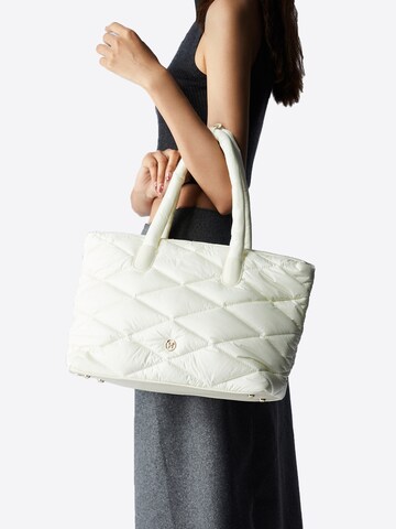 Victoria Hyde Handbag 'Carolyn' in White: front