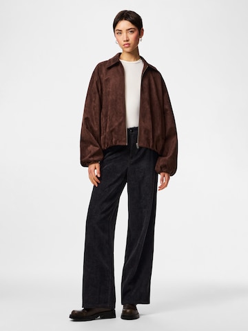 PIECES Jacke 'PCFOLINE' in Braun