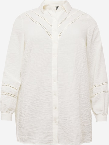 Robe-chemise Vero Moda Curve en blanc : devant