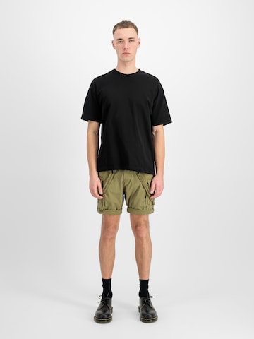 ALPHA INDUSTRIES Дънки Tapered Leg Карго панталон в зелено
