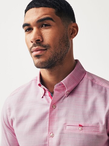 Coupe regular Chemise Next en rose